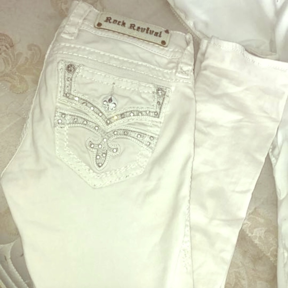 Off white Rock Revivals